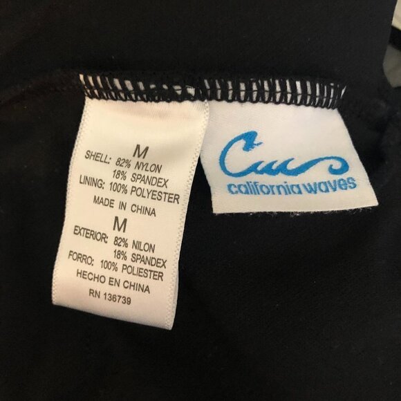 California Waves One Piece Bathing Suit Medium NWT - Picture 3 of 5